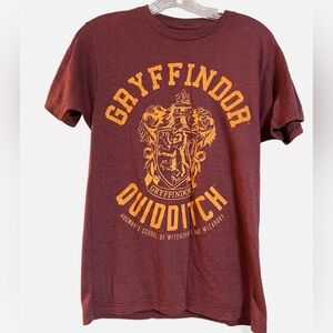 HARRY POTTER Gryffindor Quidditch T-Shirt Size S